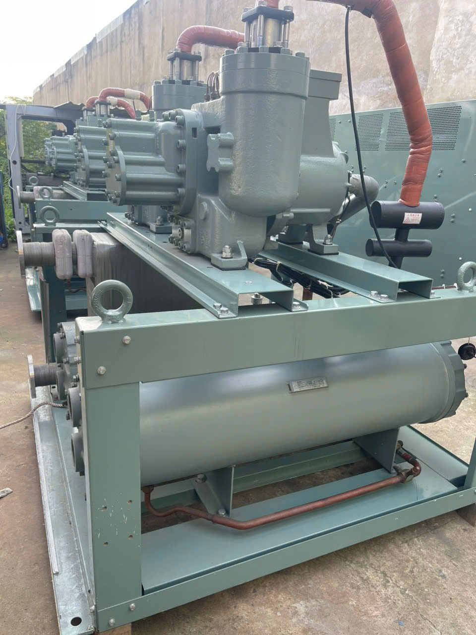 Cho thuê máy chiller HITAICHI 40ASP-Z