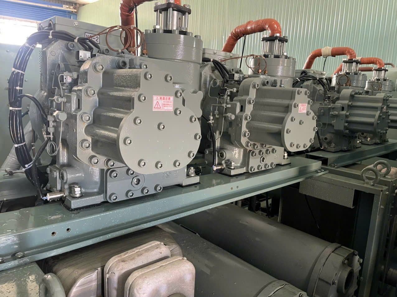 Cho thuê máy chiller HITAICHI 40ASP-Z